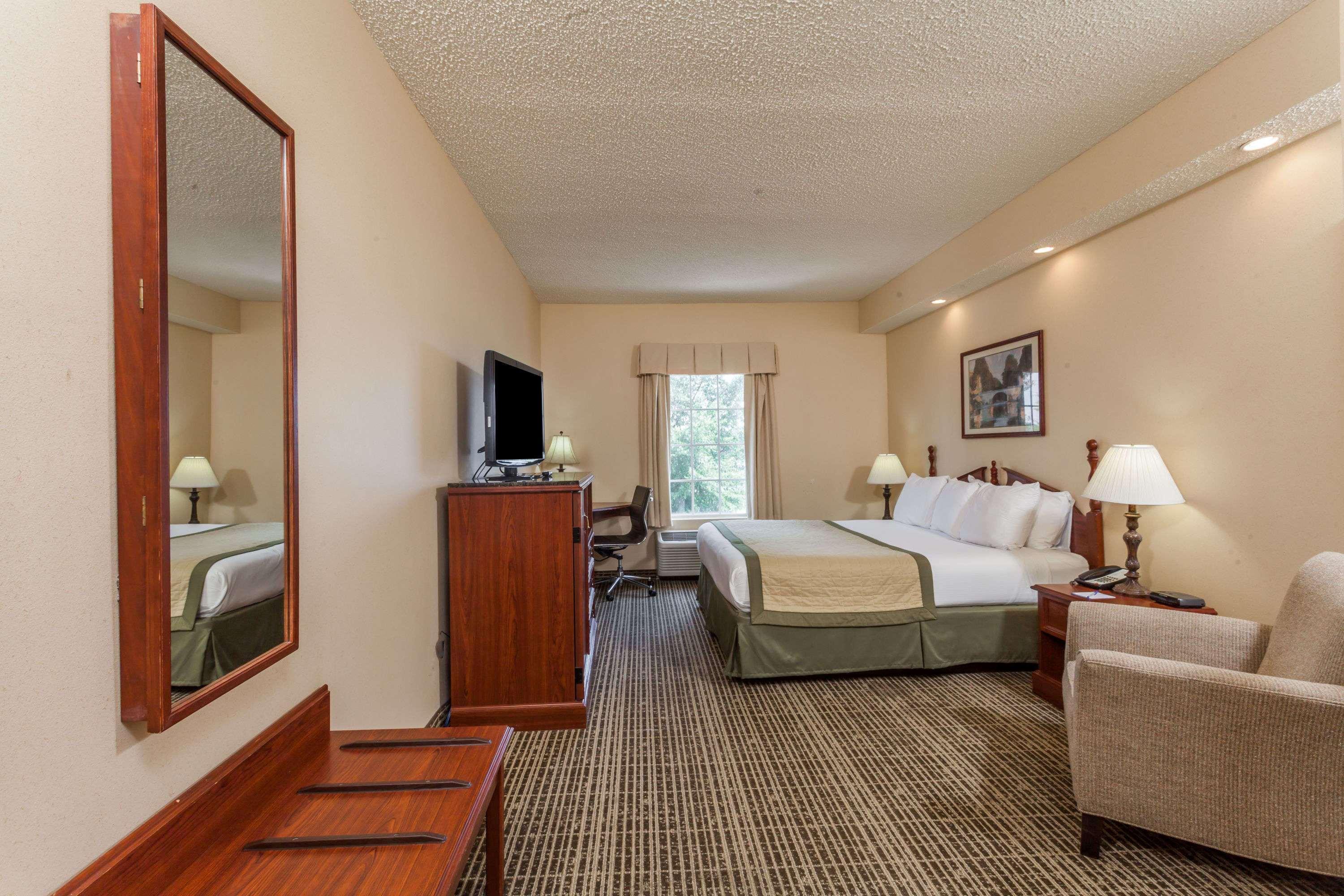 Hotel Baymont By Wyndham Maury Columbia