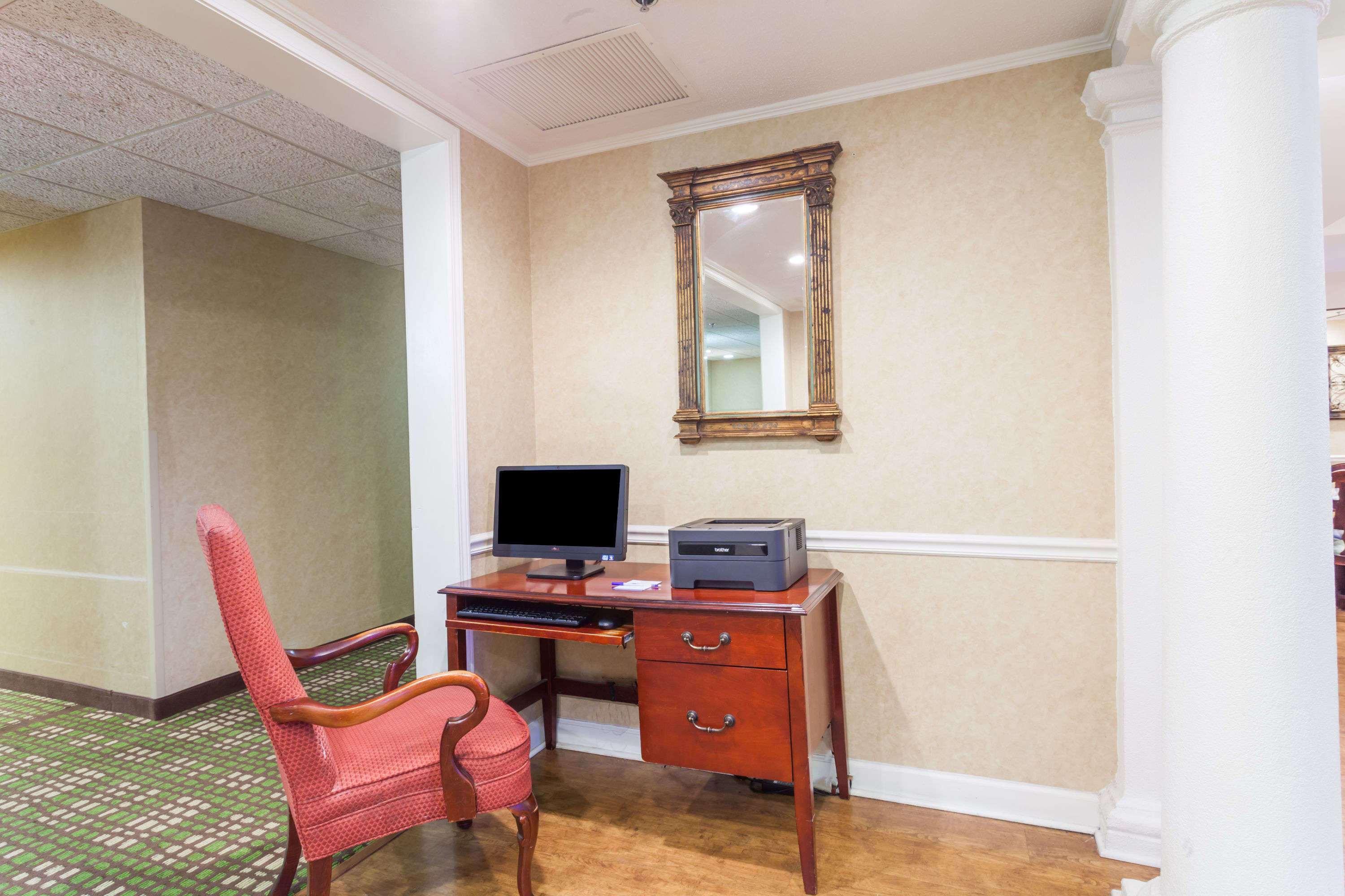 Baymont By Wyndham Maury 2* Columbia